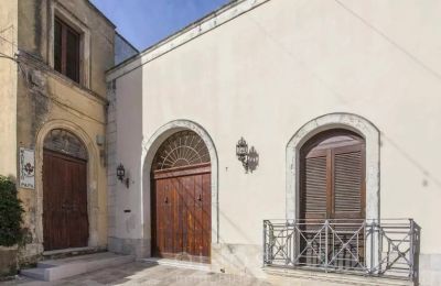 Palazzetto in vendita Squinzano, Via San Giuseppe, Puglia, Foto 2/22