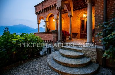 Villa storica in vendita Menaggio, Lombardia:  Ingresso