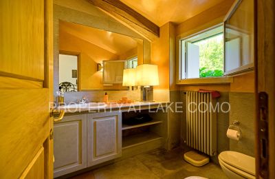 Villa storica in vendita Griante, Lombardia:  Bathroom