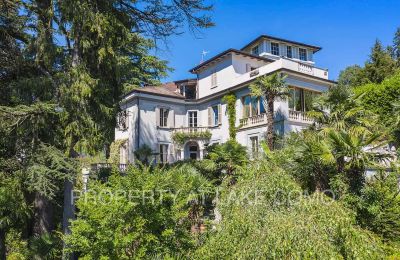 Villa storica Dizzasco, Lombardia