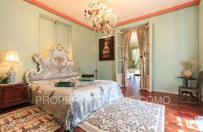 Villa storica in vendita Dizzasco, Lombardia:  Camera da letto