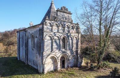 Castello in vendita Saintes, Nuova Aquitania, Cappella