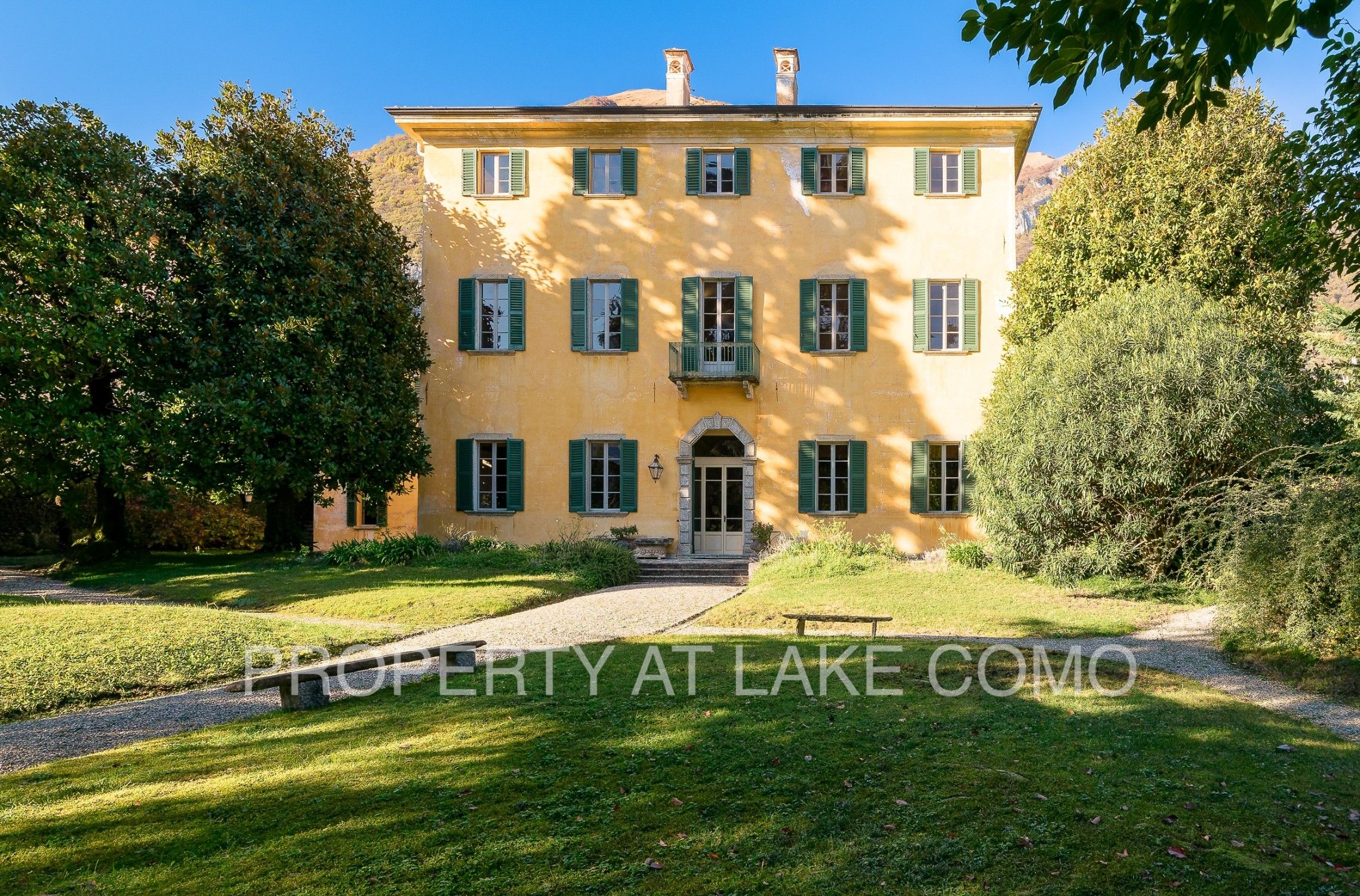Immagini Bellezza senza tempo: Villa a Tremezzo con vista lago