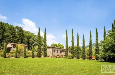 Casa rurale in vendita Lucca, Toscana:  Proprietà