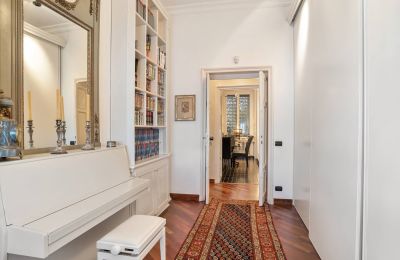 Appartamento in edificio storico in vendita 28040 Lesa, Piemonte, Foto 15/26