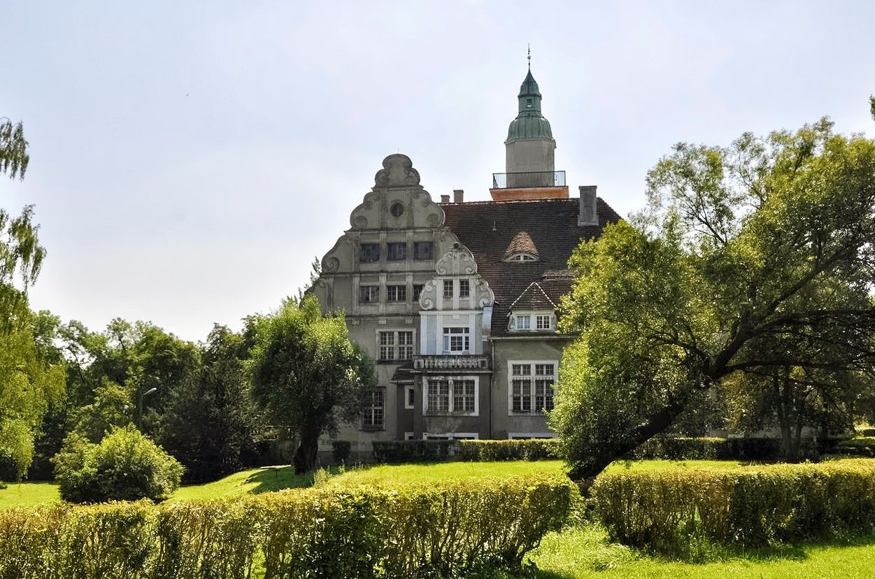 Immagini Castello di Paul Korff a Płoty - Termine ultimo: 24 maggio 2024