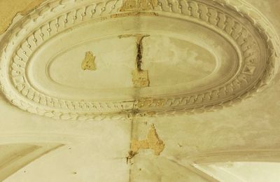 Villa padronale in vendita Regione di Košice, Decorazione a stucco