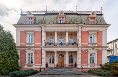 Immobili di carattere, Villa neorinascimentale a Legnica, Bassa Slesia