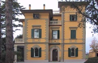 Villa storica in vendita Terricciola, Toscana:  Vista laterale