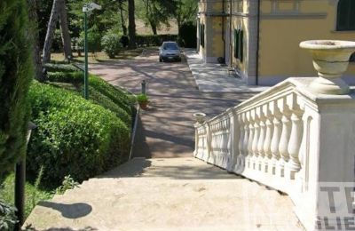 Villa storica in vendita Terricciola, Toscana:  Terrazza