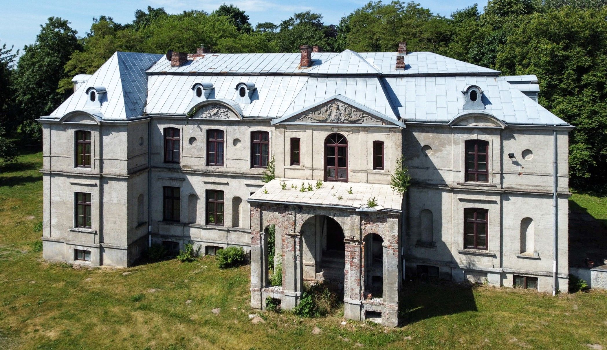 Immagini Villa padronale e parco vicino a Bydgoszcz e Varsavia