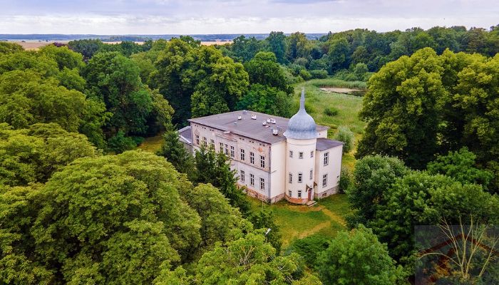 Castello in vendita Krąpiel, Pomerania Occidentale,  Polonia