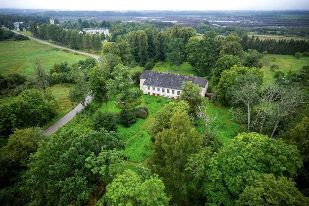 Immagini Casa padronale "Ozolu muiža" in Curlandia, vicino a Kuldiga