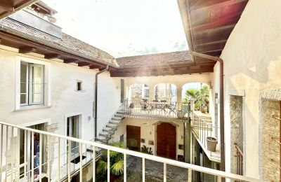 Villa padronale in vendita 28824 Oggebbio, Località Rancone, Piemonte, Cortile