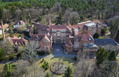 Immobili storici, Grande area nella foresta: ex sanatorio nel Brandeburgo