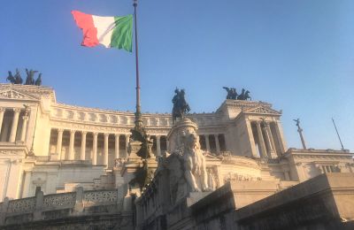 Ispirato a Karen Blixen: Una decisione per l'Italia, Foto 1