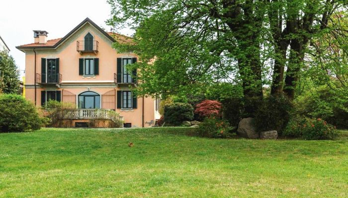 Villa storica in vendita Lisanza, Lombardia,  Italia