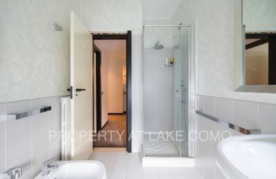 Appartamento in edificio storico in vendita Torno, Lombardia, Bagno