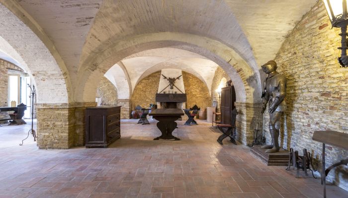 Palazzo in vendita Filottrano, Marche