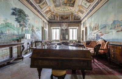 Palazzo Filottrano, Marche