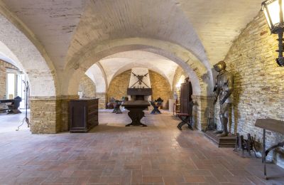 Palazzo Filottrano, Marche