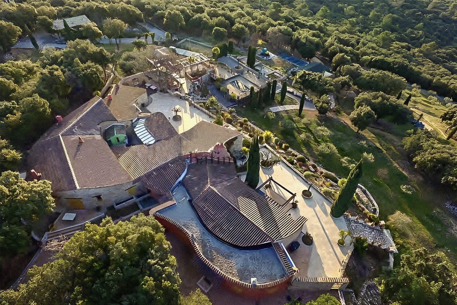 Immagini Proprietà di 16 ettari - A un'ora da Saint-Tropez