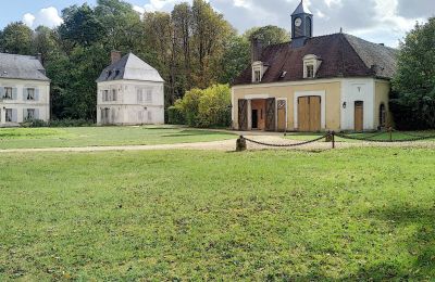 Castello in vendita Bourgogne-Franche-Comté, Dependance
