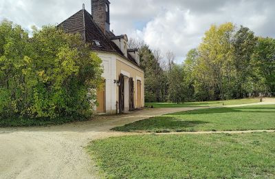 Castello in vendita Bourgogne-Franche-Comté, Dependance
