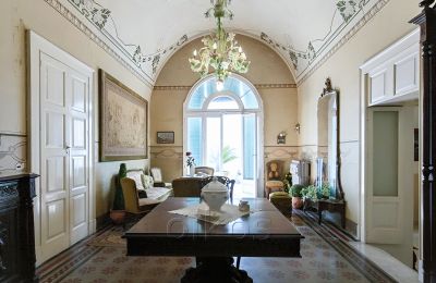 Palazzo in vendita Oria, Puglia, Foto 2/36