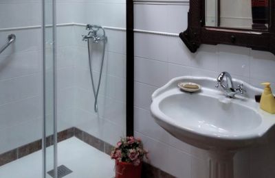 Casa di campagna in vendita Melide, Cabazás, Galizia, Bagno