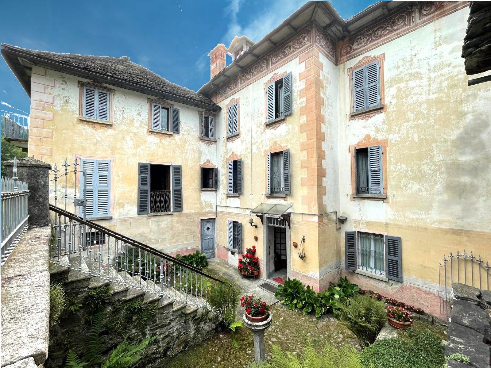 Immagini Villa storica in Valle Anzasca