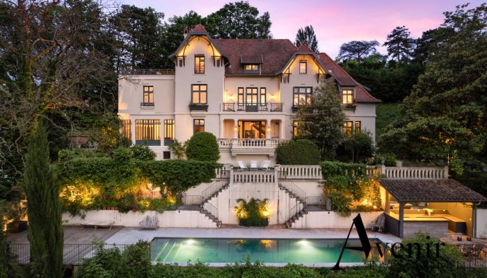Villa storica in vendita Lyon, Auvergne-Rhône-Alpes,  Francia