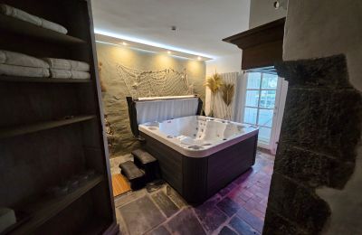 Castello in vendita Astenet, Wallonie, 6 Personen Whirlpool 