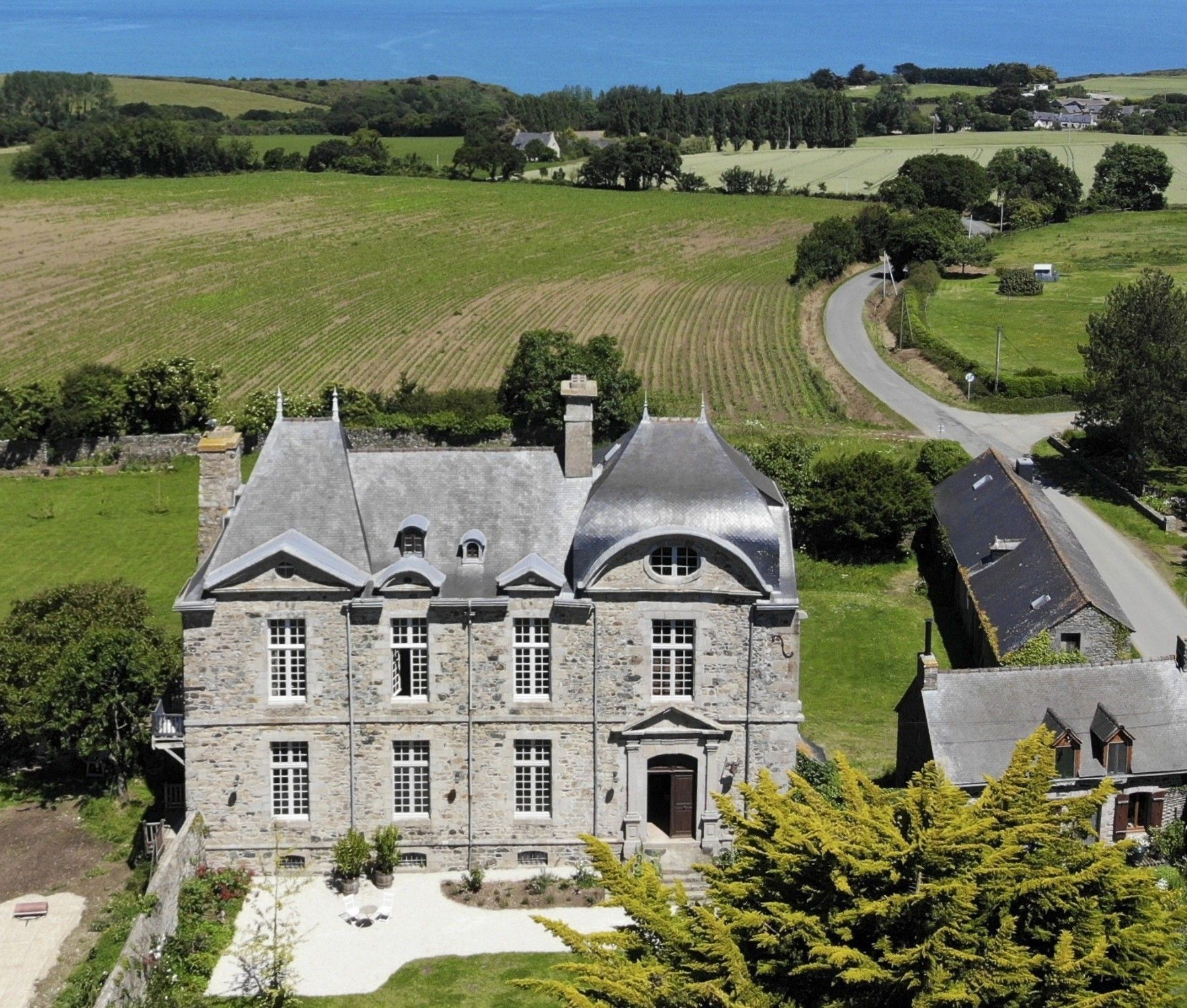 Immagini Incantevole casa padronale in Bretagna con vista sul mare