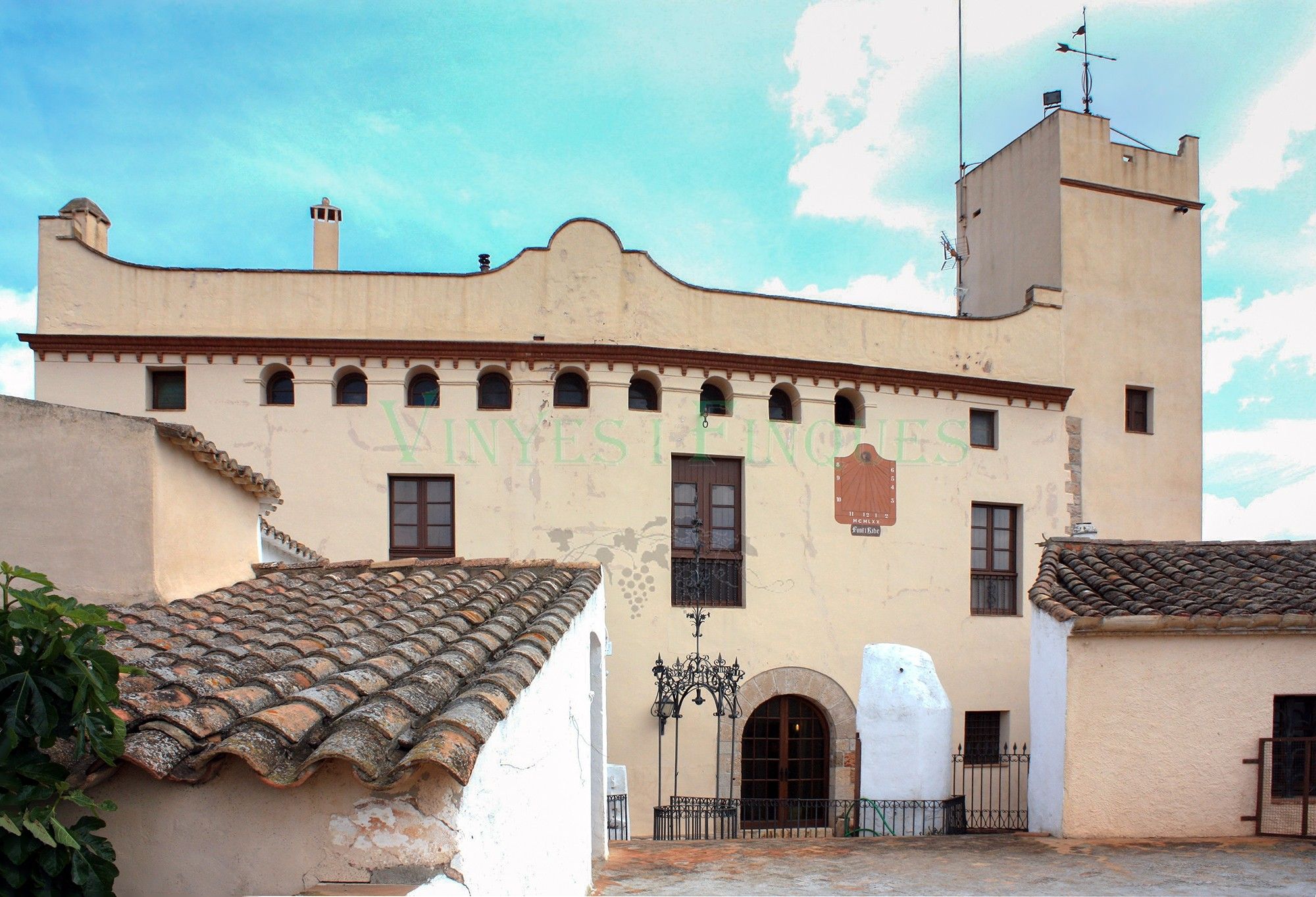 Immagini Tenuta vinicola in Catalogna con 270 ettari di terreno