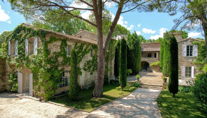  Uzès 3