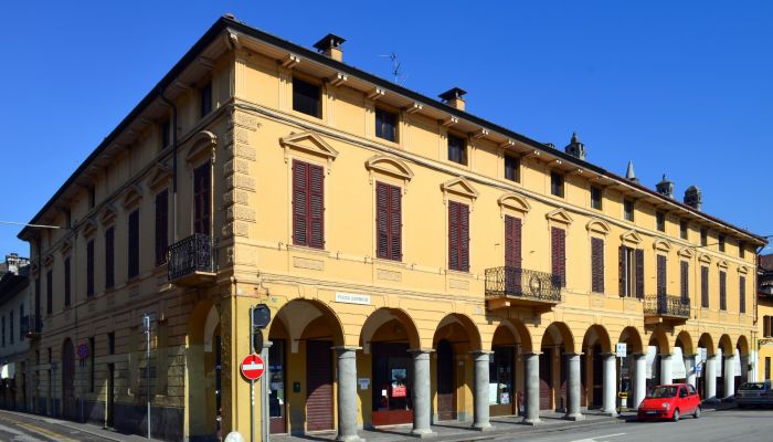 Palazzo in vendita Soresina, Lombardia,  Italia