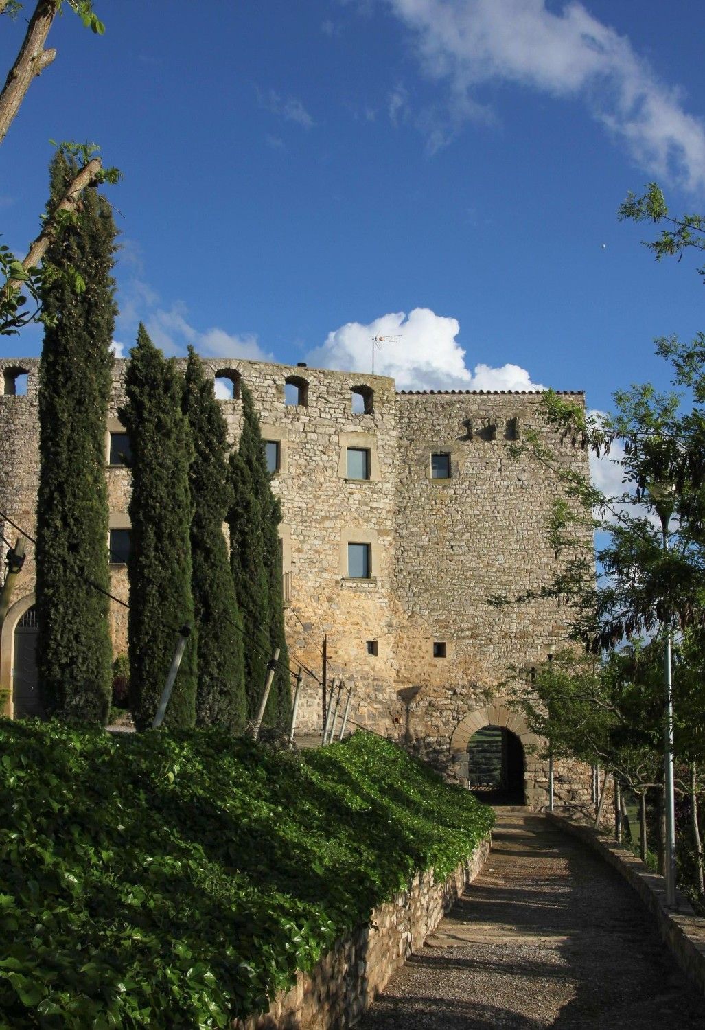 Immagini Castello in Catalogna del XII secolo