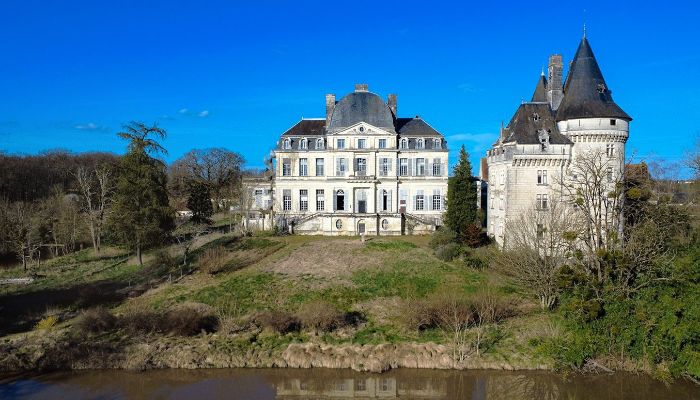 Castello in vendita Loches, Centre-Val de Loire,  Francia