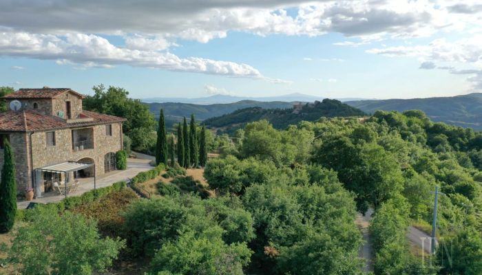 Casa di campagna in vendita 06019 Preggio, Umbria,  Italia