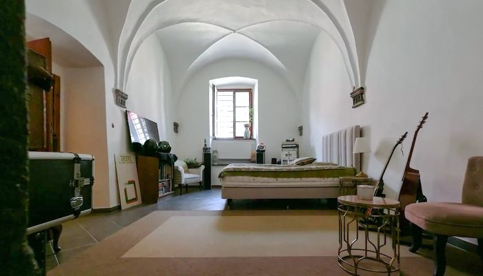 Palazzetto in vendita Kremnica, Stredné Slovensko,  Slovacchia