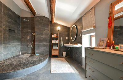 Immobile storico in vendita Uzès, Occitania, Bagno