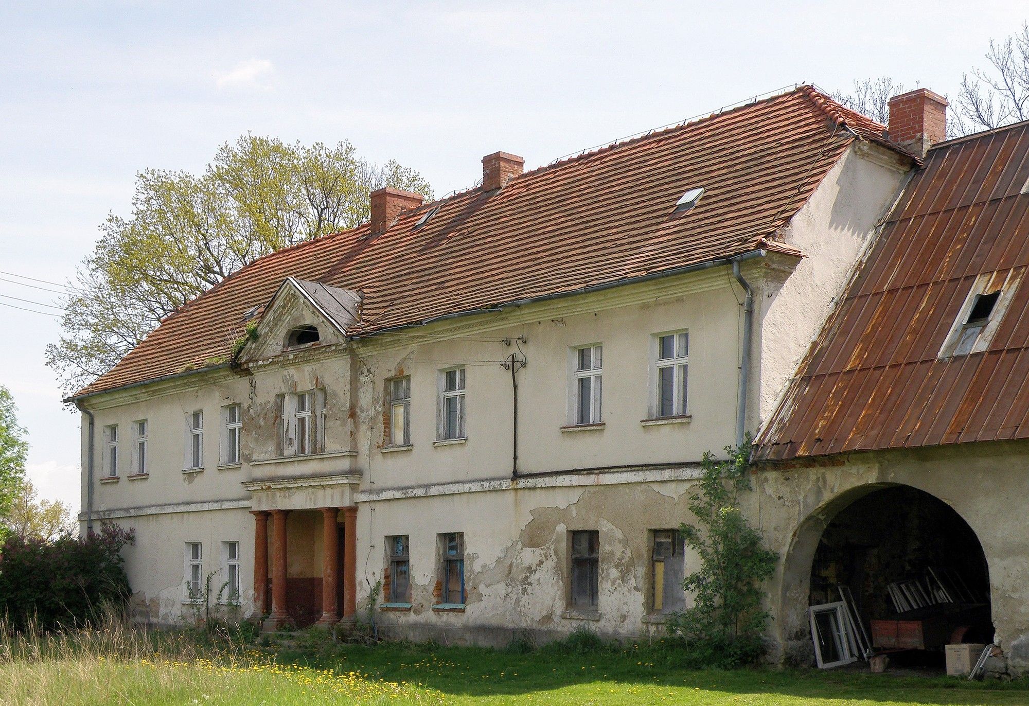Immagini Proprietà storica signorile a Starków con parco tutelato in vendita