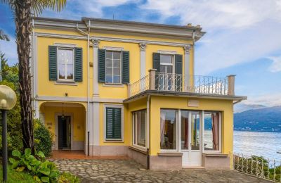 Villa storica in vendita Baveno, Piemonte, Ingresso