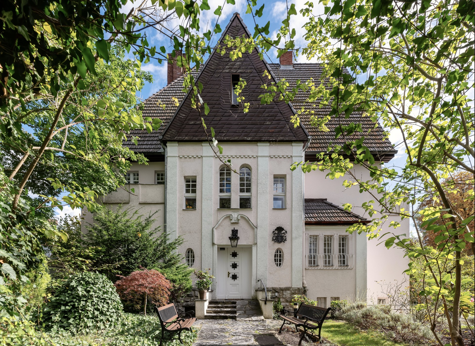 Immagini Villa storica a Berlino Frohnau con giardino, appartamento indipendente e casa piscina