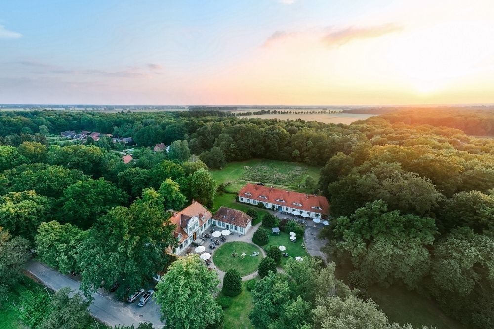Immagini Residenza di caccia nobiliare ristrutturata in vendita nel nord della Germania