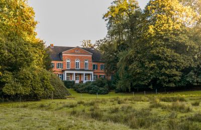 Immobili storici, Villa padronale vicino ad Amburgo con parco alla Lenné