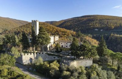 Castello medievale in vendita Croci di Calenzano, Toscana, Castello Dei Lagri