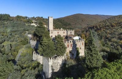 Castello medievale Croci di Calenzano, Toscana