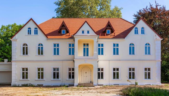 Castello in vendita Środa Śląska, Bassa Slesia,  Polonia